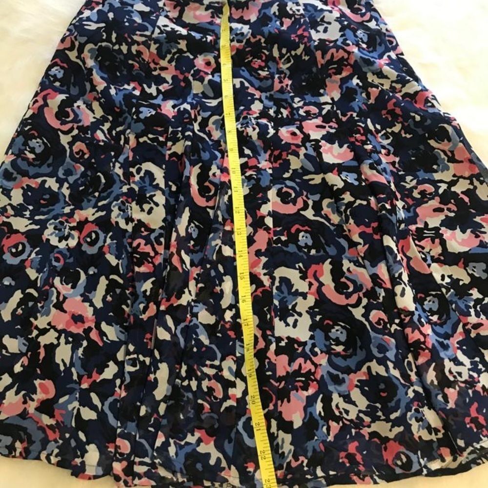 Preloved Talbots Size 4p Midi Skirt - image 6